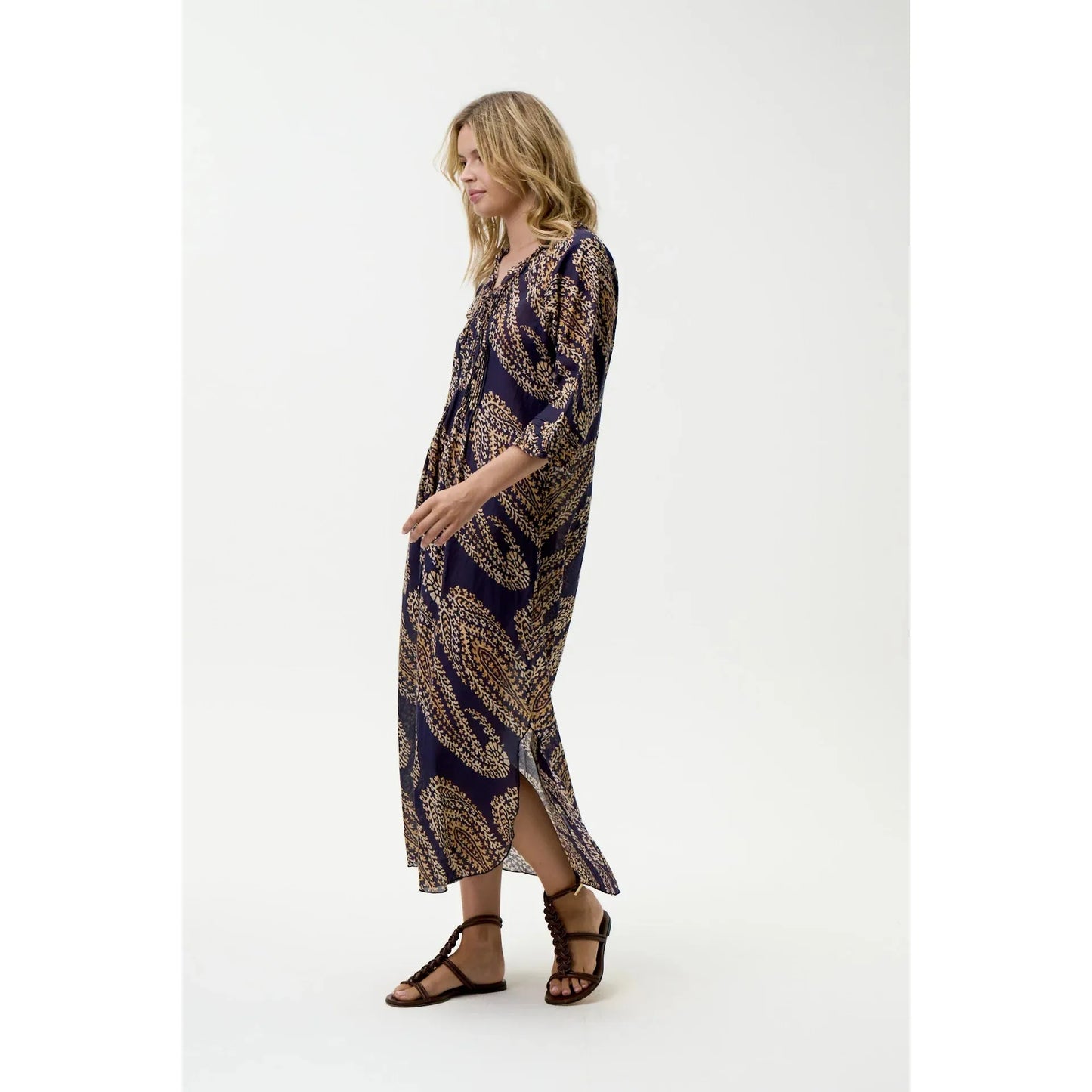 One Season Long poppy - Provence - Cotton - Navy Paisley