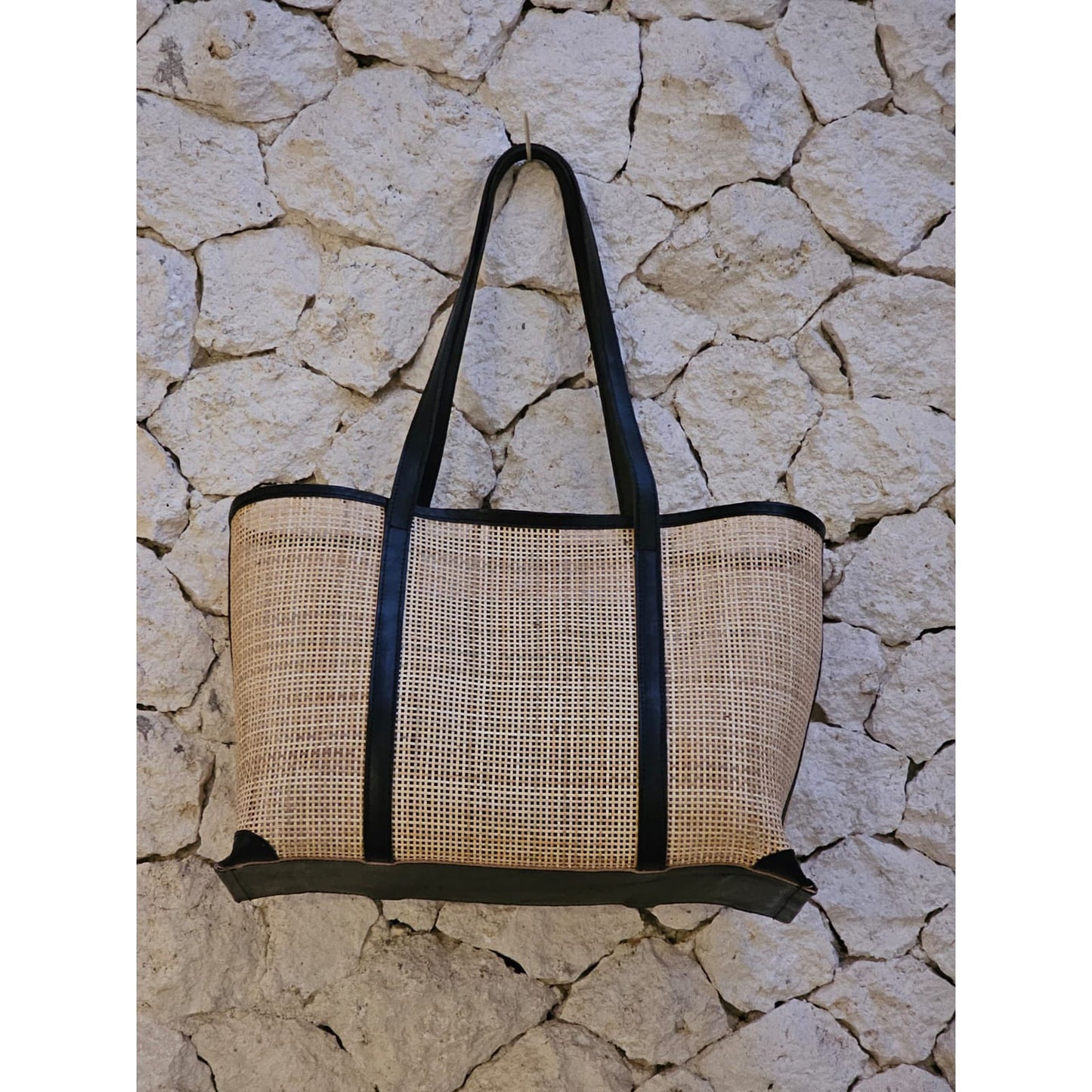Lili Paris Basket - Black