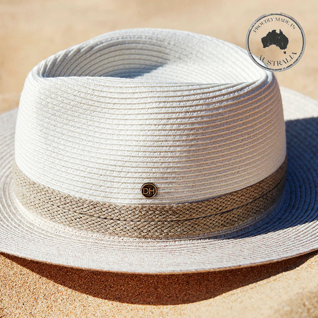 Canopy Bay Parsley Bay Fedora Hat - Ivory/ Camel