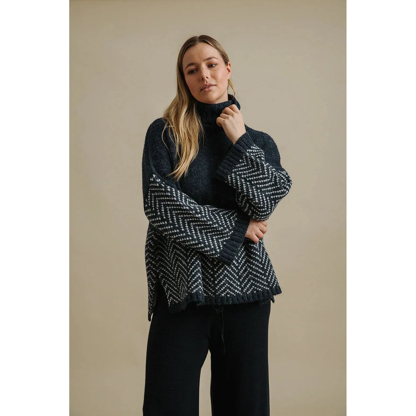 Talamaya Fuji Rollneck Pullover - Ink Silver
