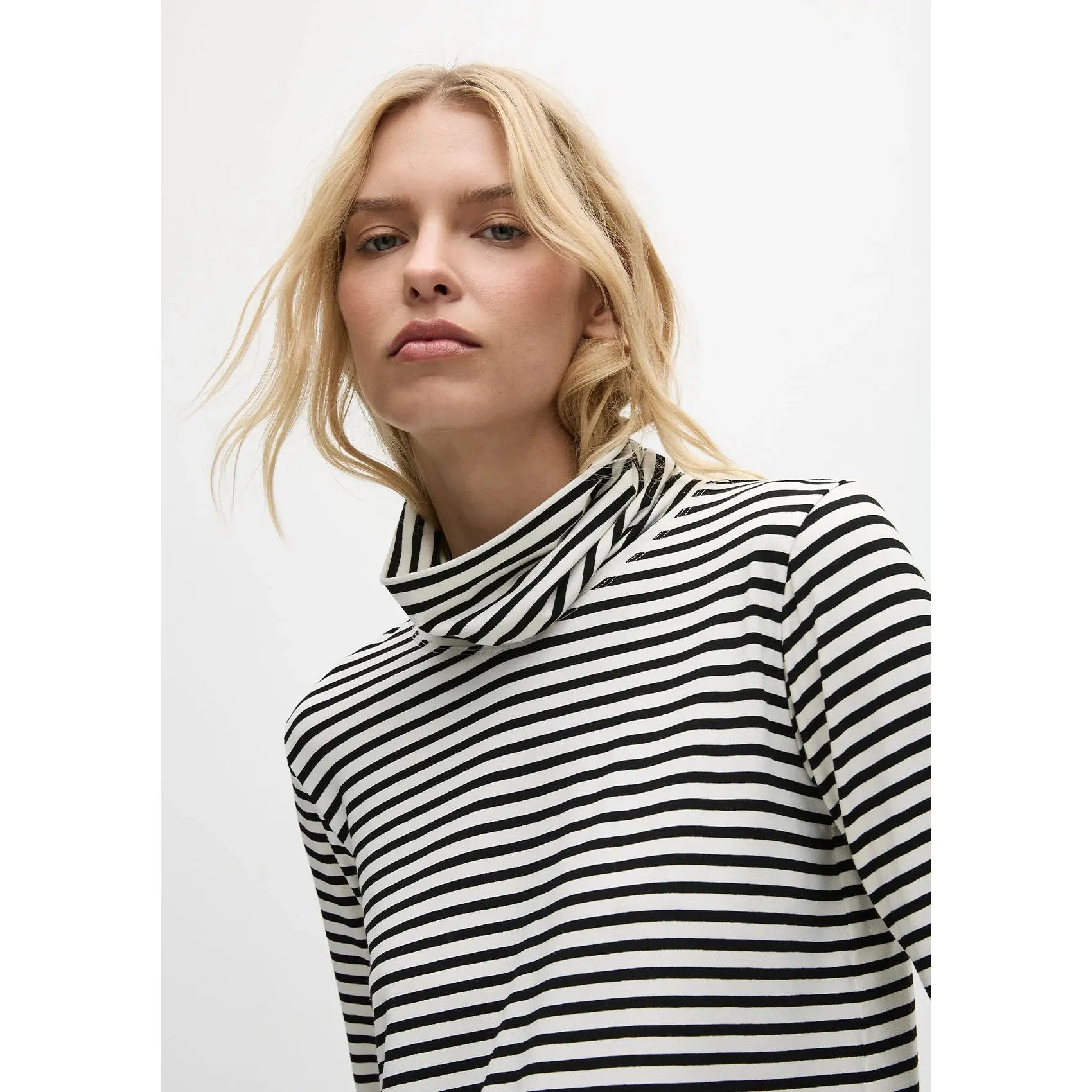 Mela Purdie Turtle Neck Top Stripe - Black / Vanilla