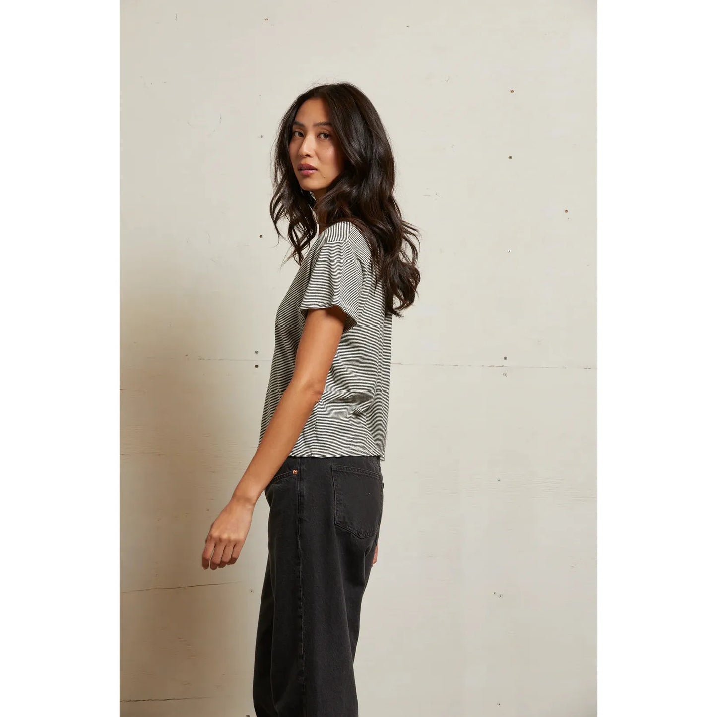 Perfect White Tee Hendrix Basic V - Black Stripe