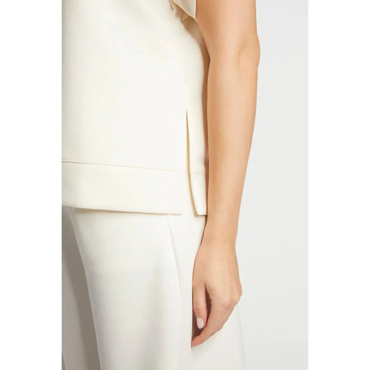 Rich & Royal T Peached - Pearl White