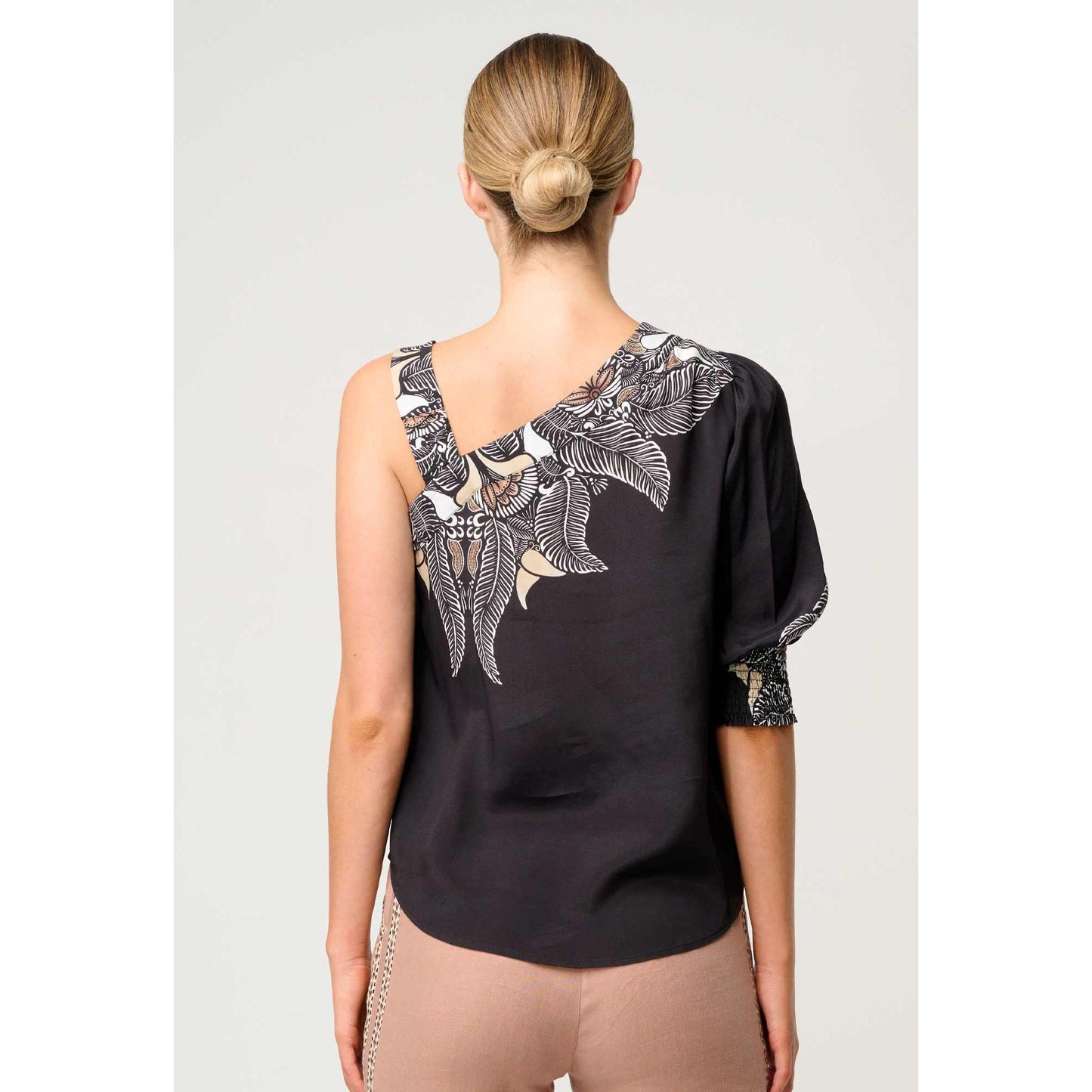 Once Was Tahani One Sleeve Top Faille - Onyx Casablanca