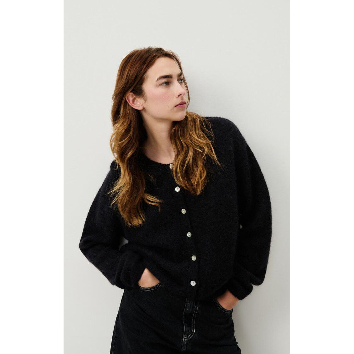 American Vintage Vito Cardigan - Black  American Vintage Pisces Boutique