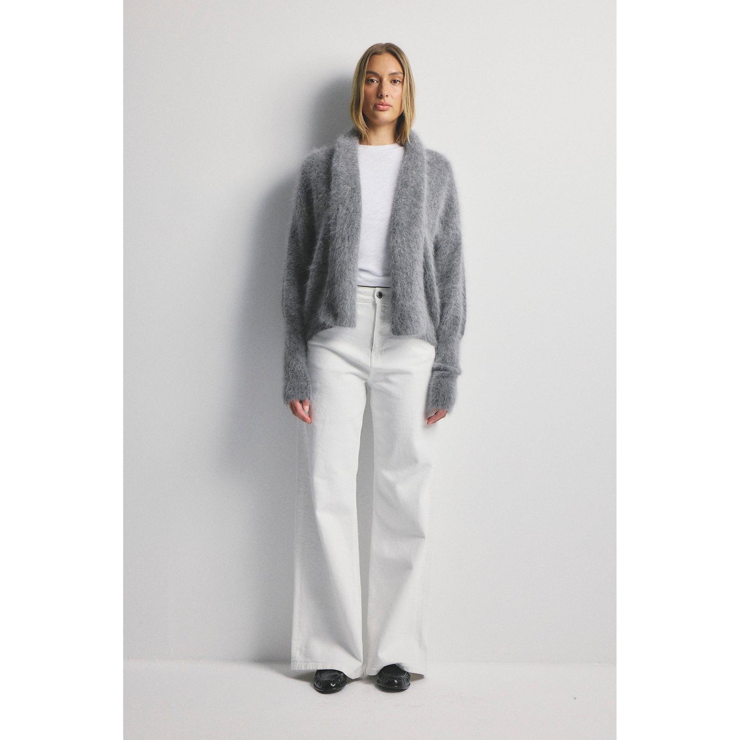 World Of Nomads Zoe Cropped Open Cashmere Cardigan - Charcoal  World Of Nomads Pisces Boutique