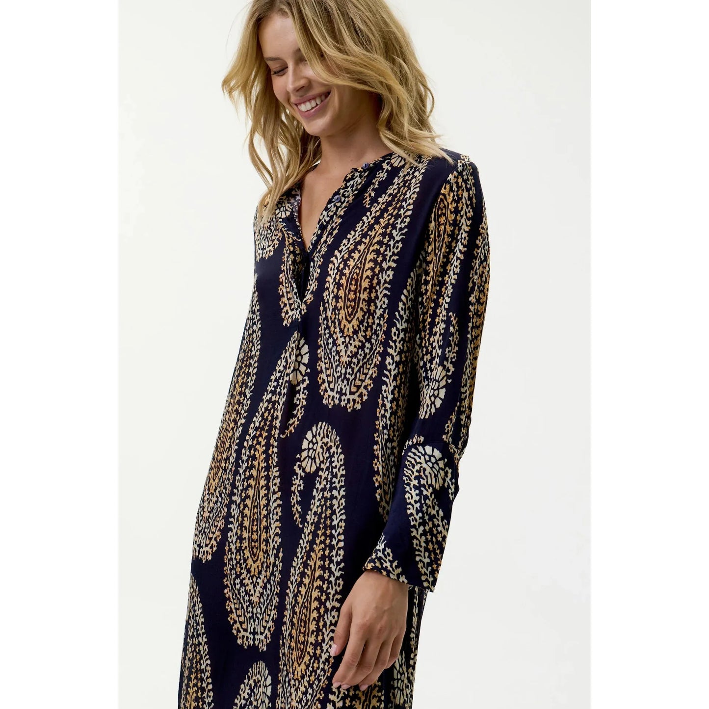 One Season Long Genie - Provence - Viscose - Navy Paisley