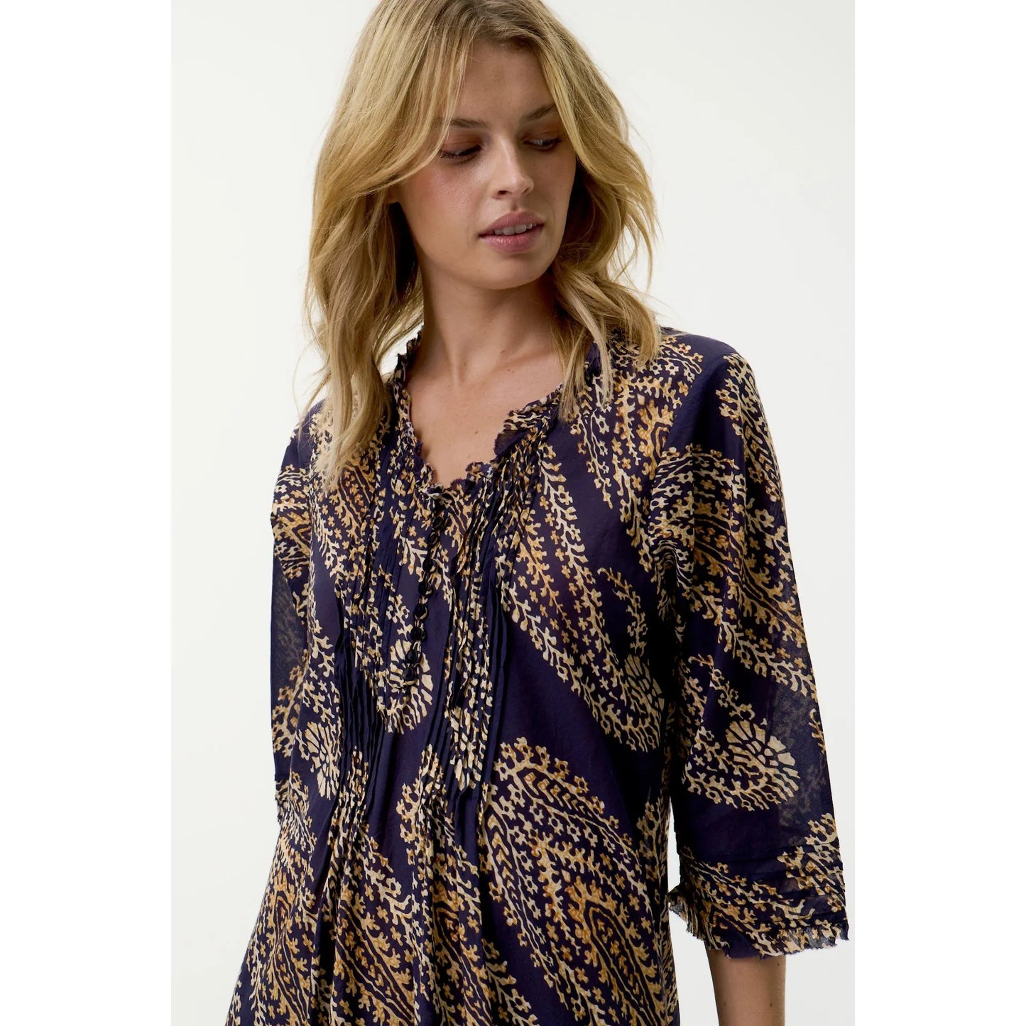 One Season Long poppy - Provence - Cotton - Navy Paisley