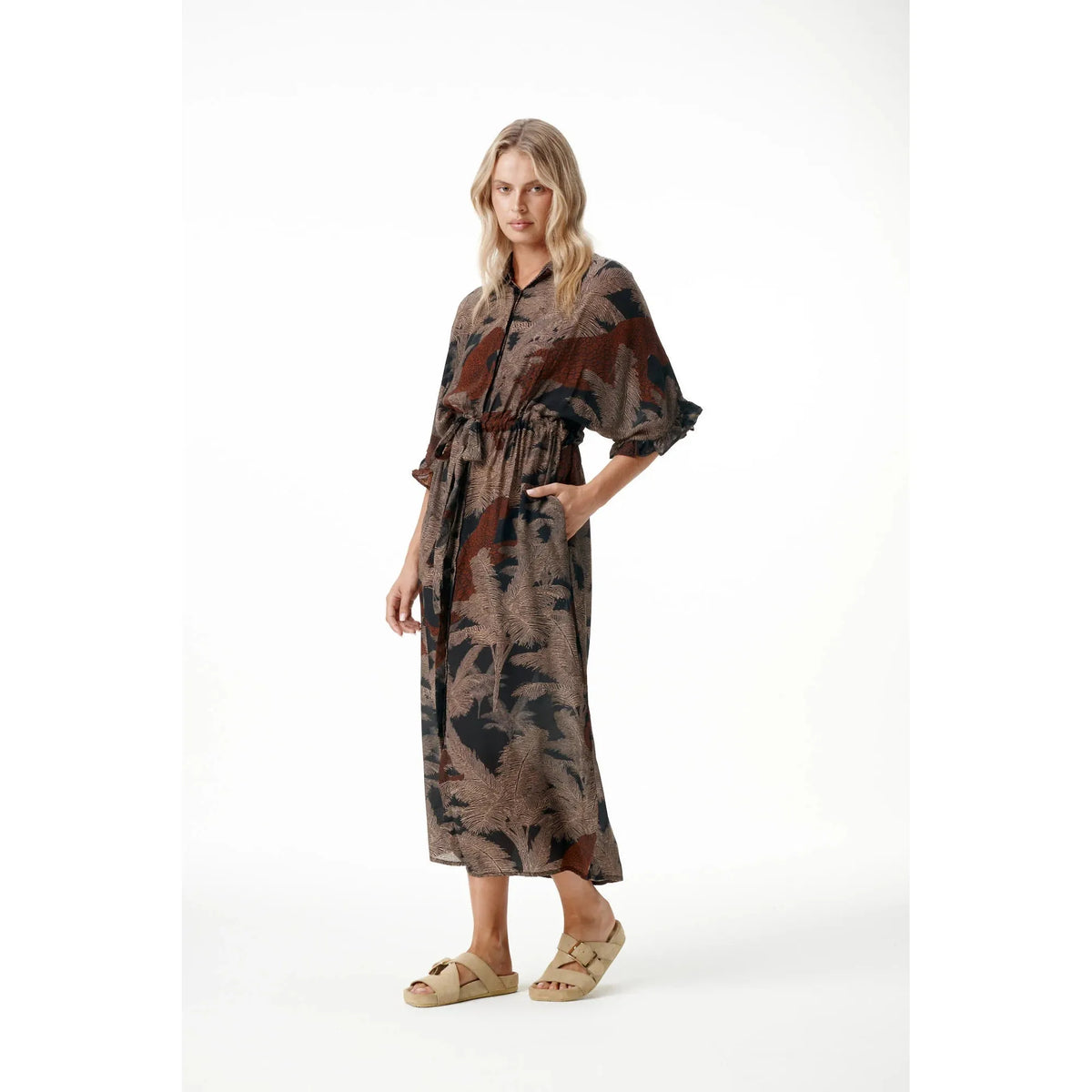 One Season Jasmine - Palm Safari - Black / Camel