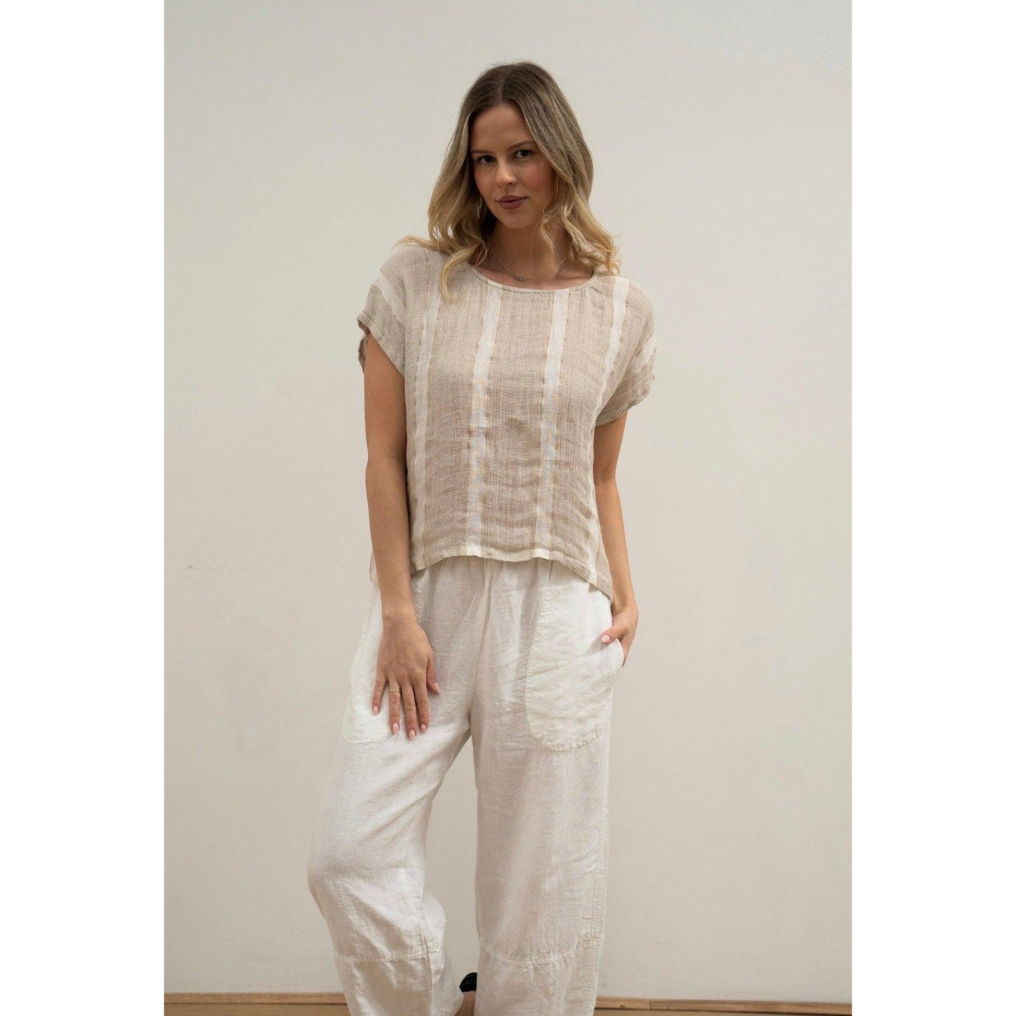 Linens Unlimited carina Box Top - Natural White Gold Strand  Linens Unlimited Pisces Boutique