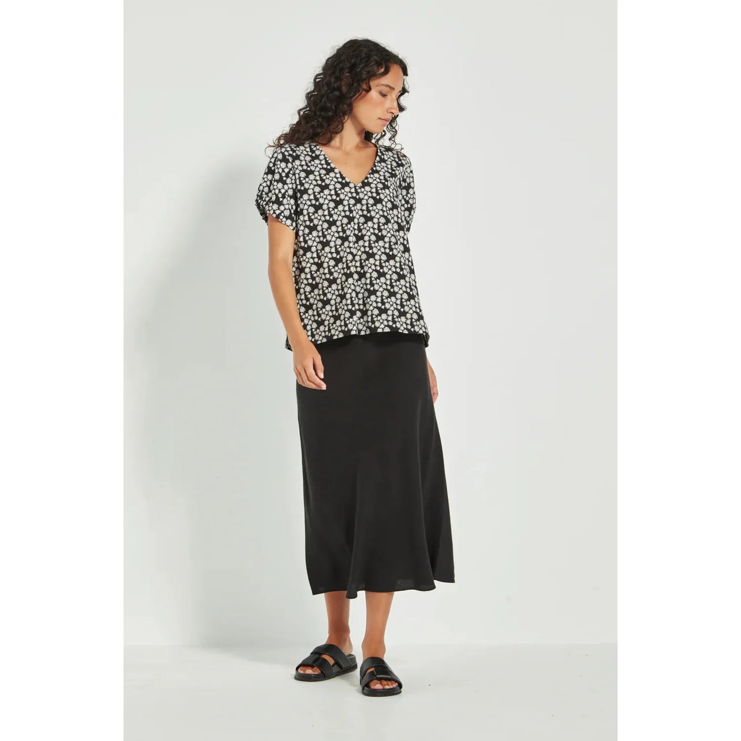 Verge Isla Skirt - Black