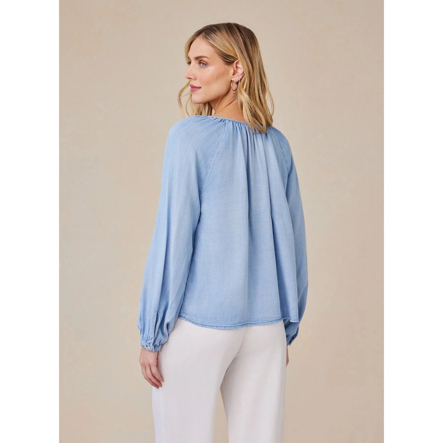 Bella Dahl Shirred Raglan Tie Front Shirt - Coastal Spray Wash