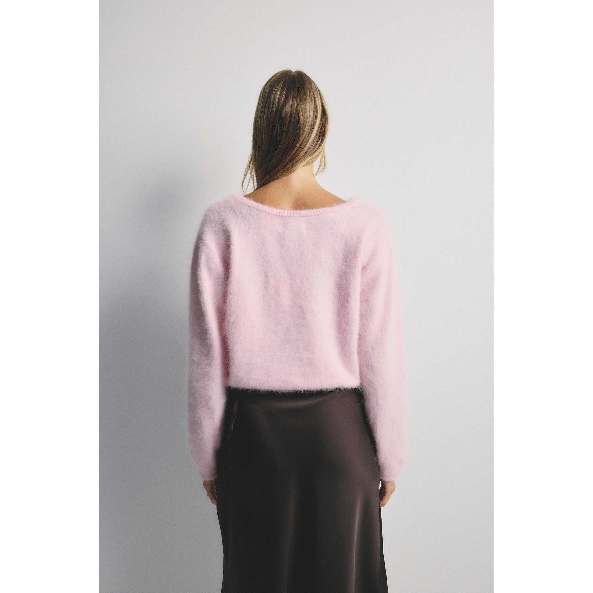 World Of Nomads Stella Cashmere Boat Neck Knit - Rosewater  World Of Nomads Pisces Boutique