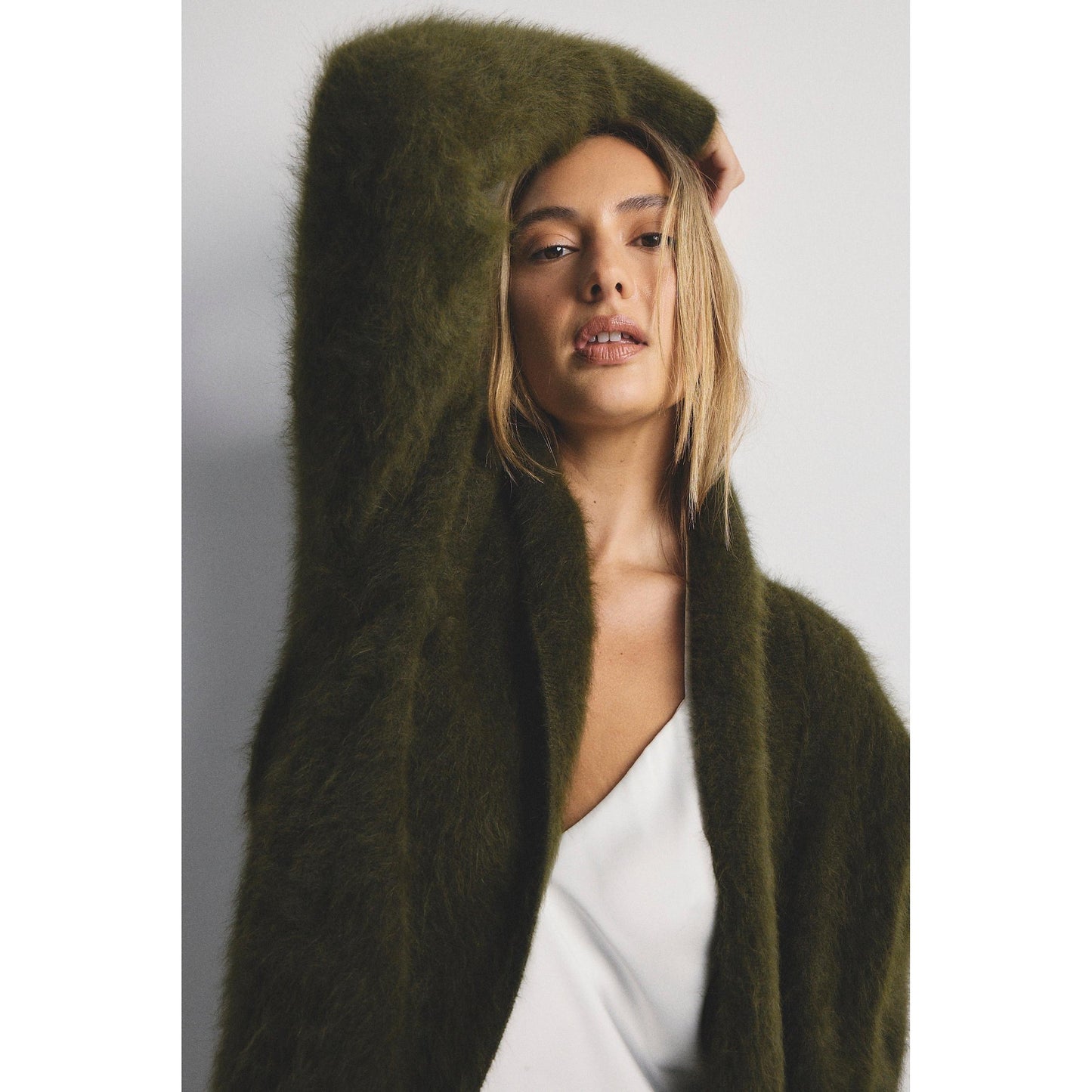 World Of Nomads Sophia Open Cashmere Cardigan - Moss  World Of Nomads Pisces Boutique