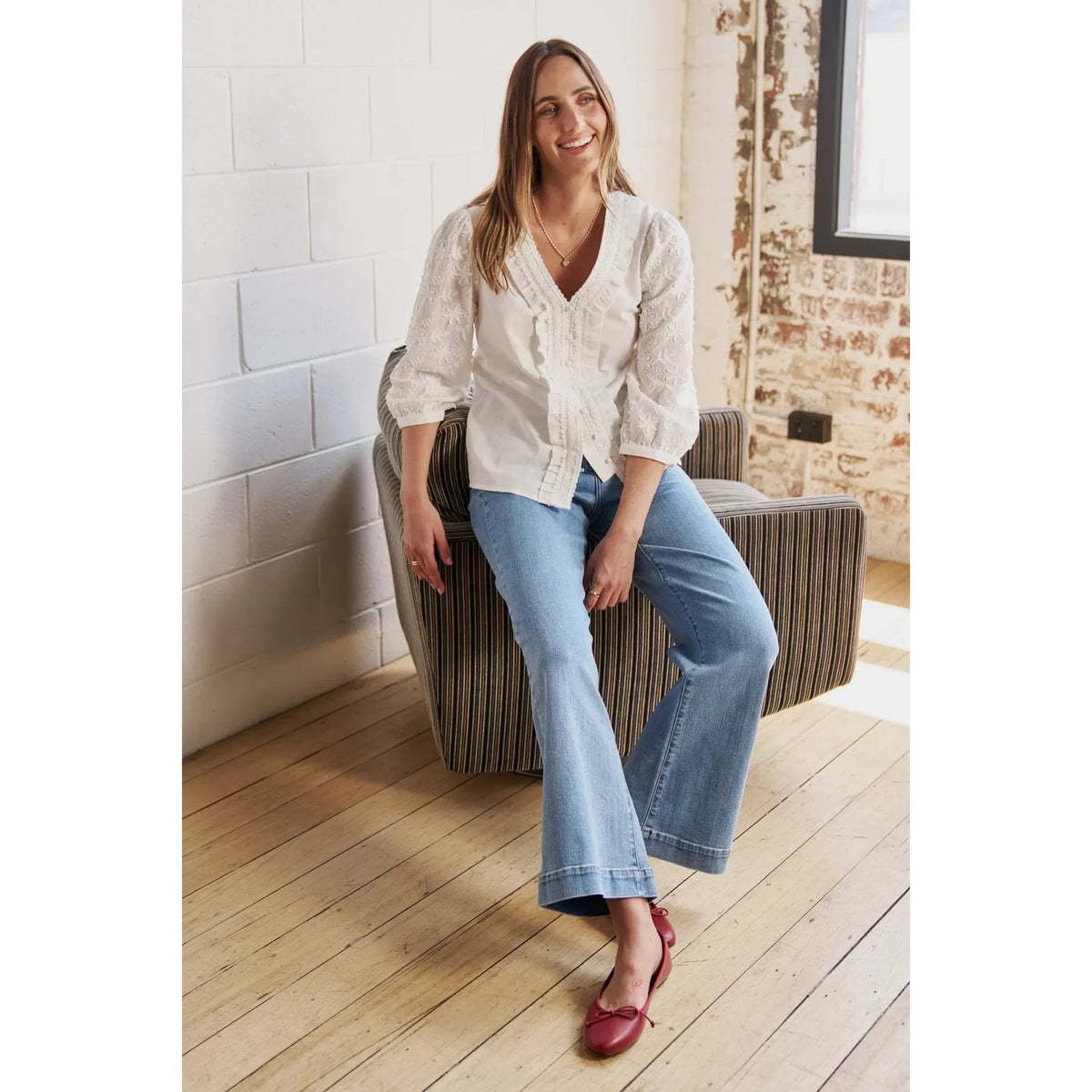 Kireina Alicia Shirt - White  Kireina Pisces Boutique