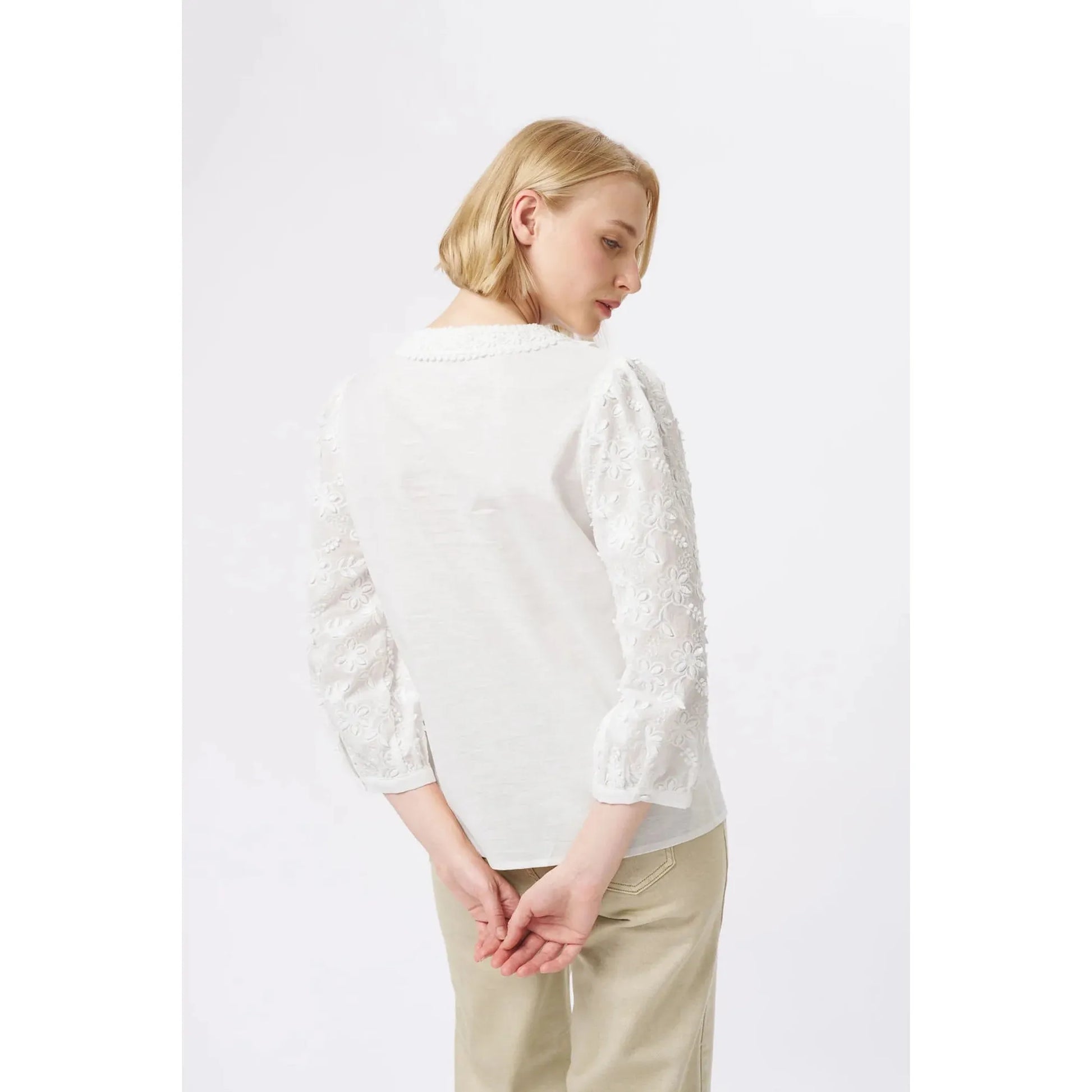 Kireina Alicia Shirt - White  Kireina Pisces Boutique