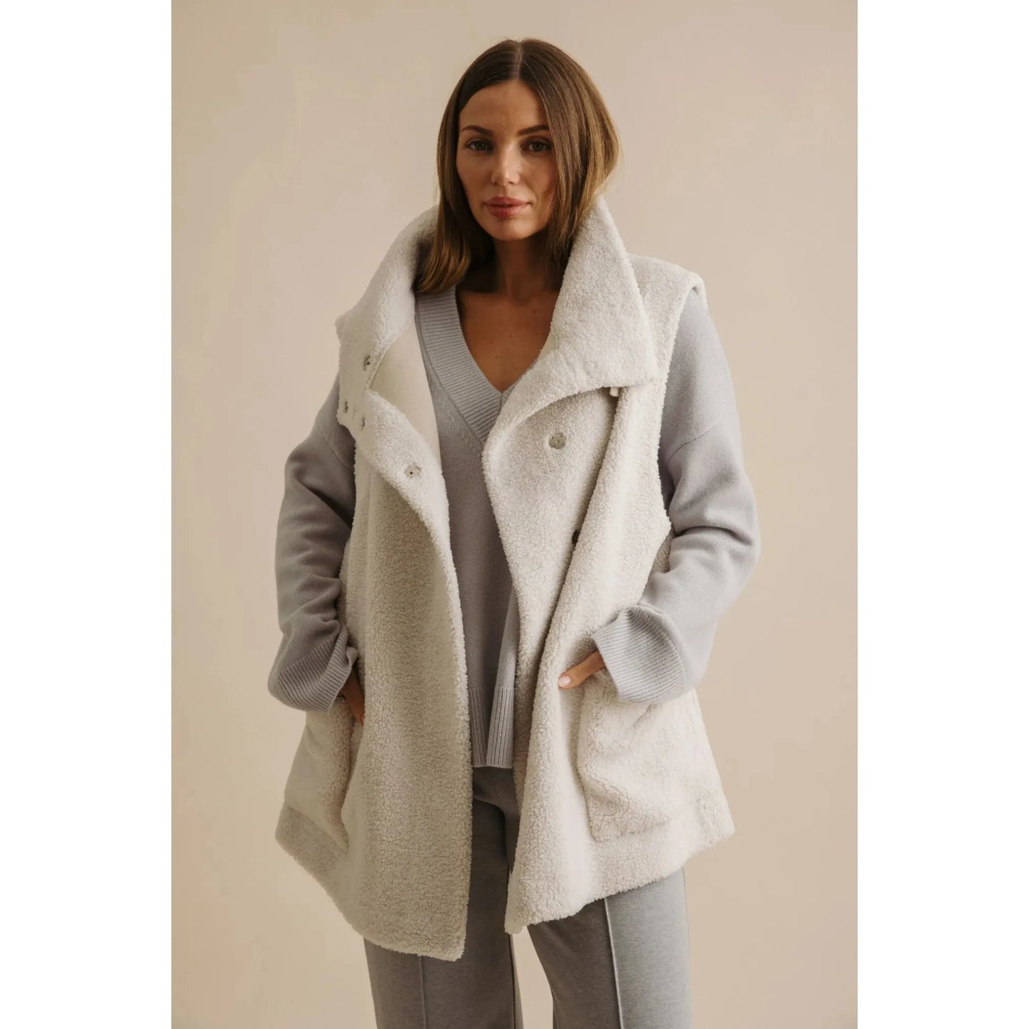Talamaya Sherpa Cuddle Gillet - Latte  Talamaya Pisces Boutique