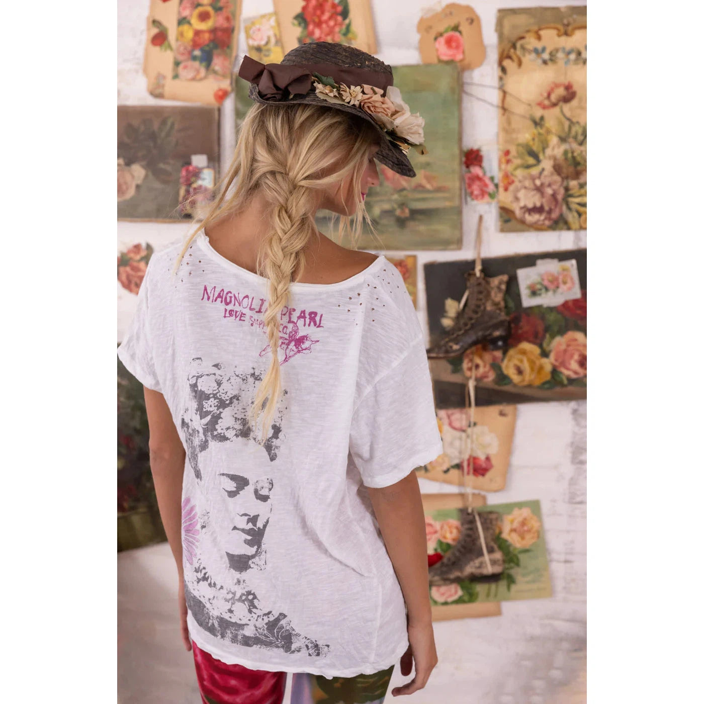 Magnolia Pearl Flight Flowers Frida Tee - True