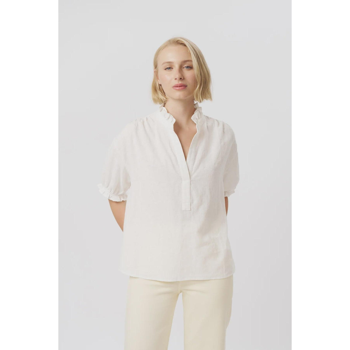 Kireina Ambers Shirt - White