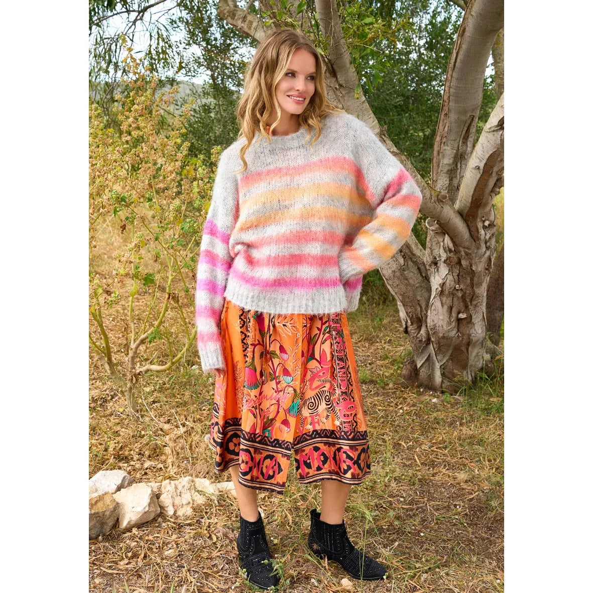 Miss Goodlife Pullover Roundneck Multi Stripe - Lightgrey  Miss Goodlife Pisces Boutique