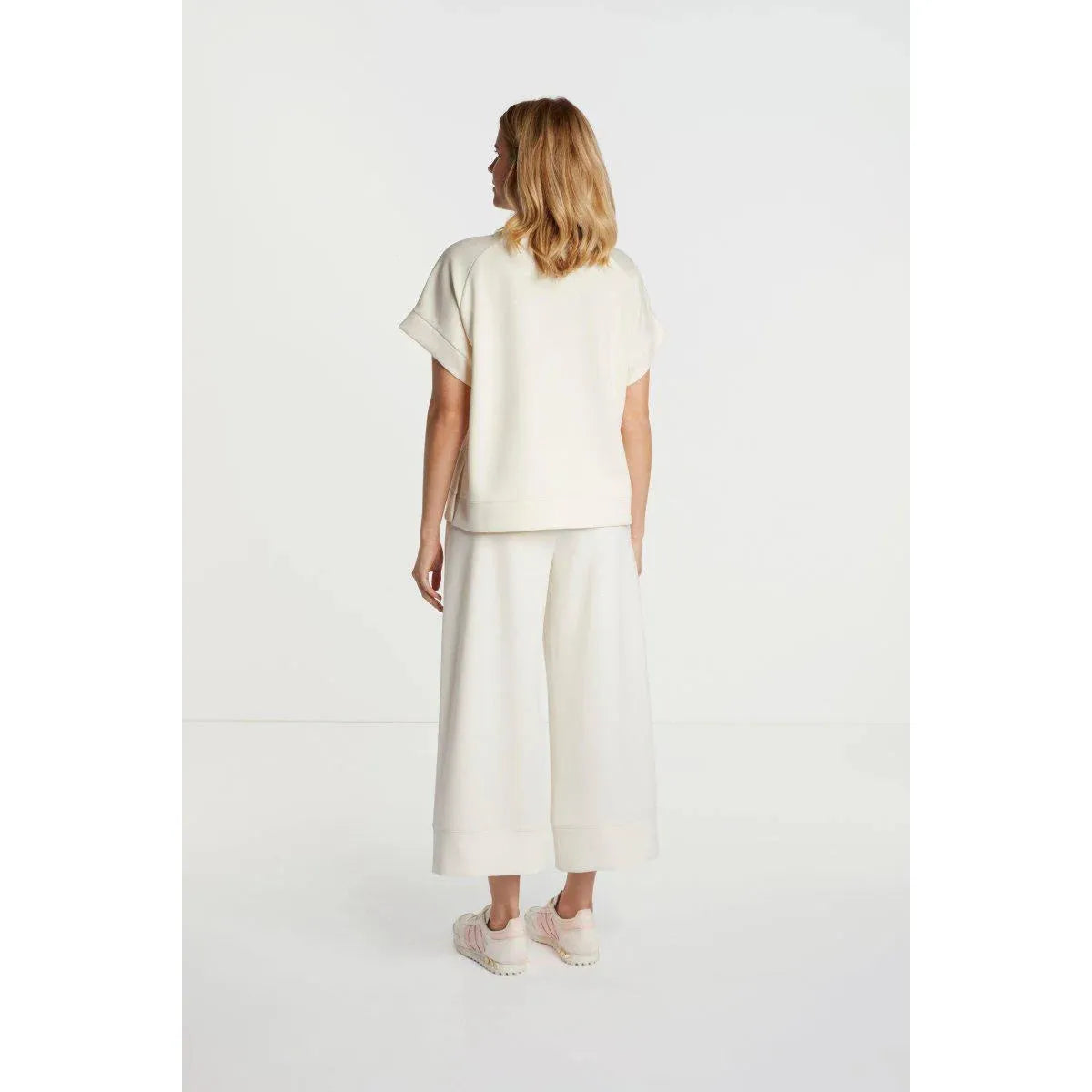 Rich & Royal T Peached - Pearl White