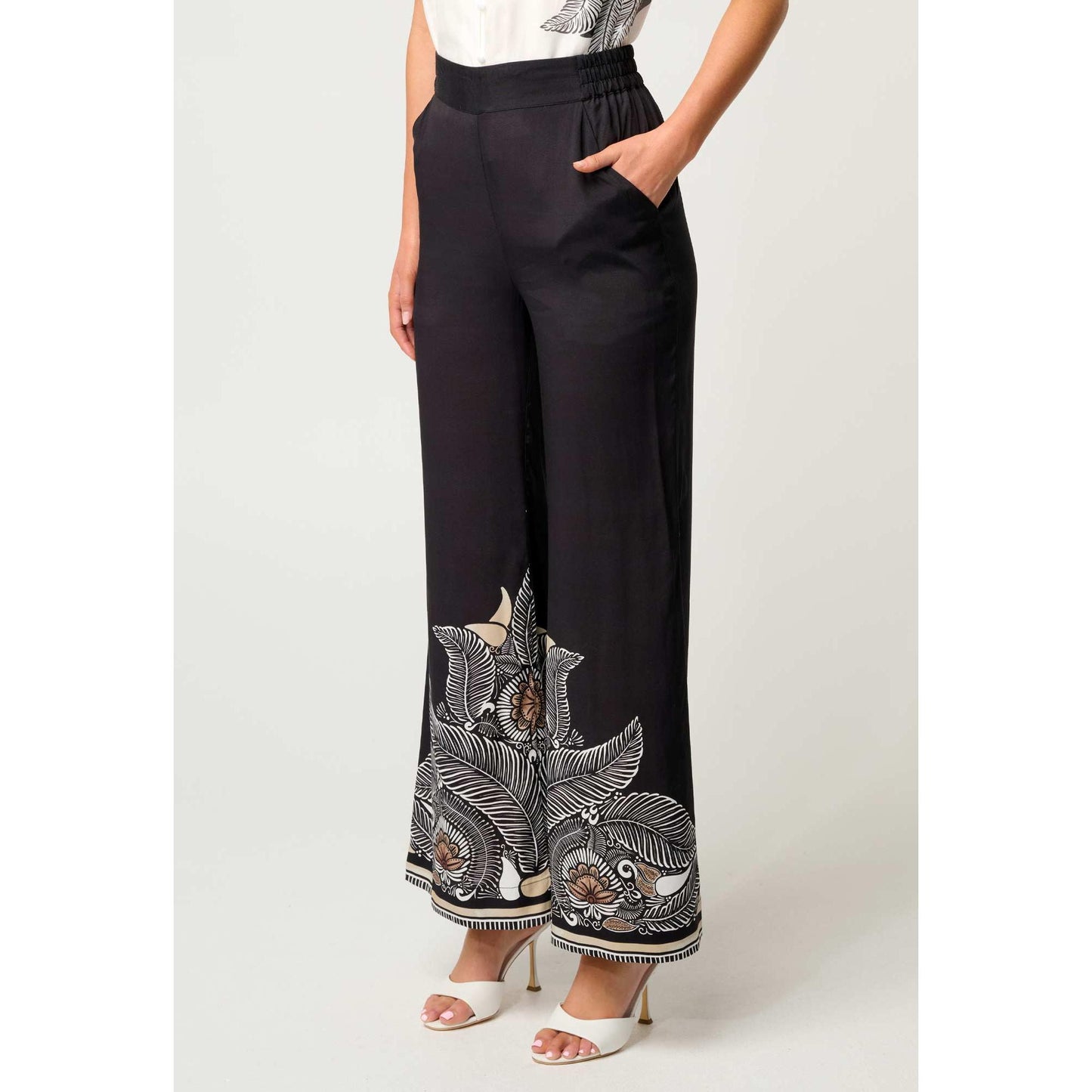 Once Was Willow Faille Contrast Panel Pant - Onyx Casablanca