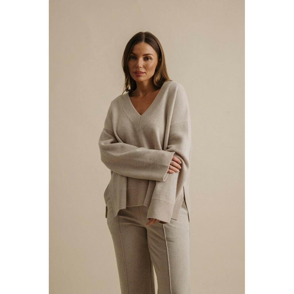 Talamaya Haven Merino V Pullover - Wheat  Talamaya Pisces Boutique